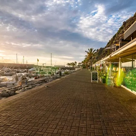 Tatil Evi Typical House -madeira Group Calheta (Madeira)