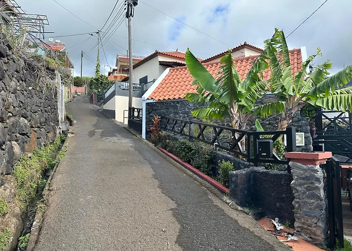 Typical House -madeira Group בית נופש קלייטה